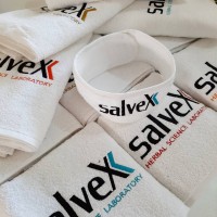 Beyaz havlu seti üretimi - özel logo nakış ve baskılı 