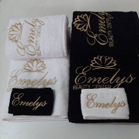 Siyah beyaz havlu takımı - özel olarak logo nakış ve baskılı üretim 