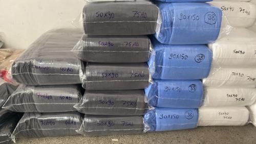 mavi renk banyo havlusu 95x150cm 500 %100 pamuk gram toptan satış fiyatı  65 tl en az satış  60 adettir .